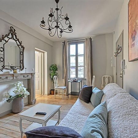 Au Coeur Des Papes, Dans Batisse De Charme Studios & Appartements En Coeur De Ville Aviñón Exterior foto