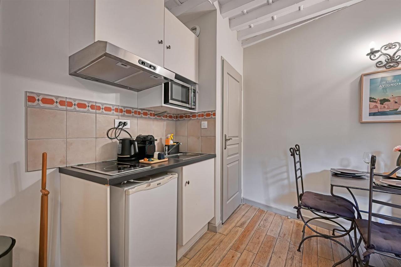 Au Coeur Des Papes, Dans Batisse De Charme Studios & Appartements En Coeur De Ville Aviñón Exterior foto