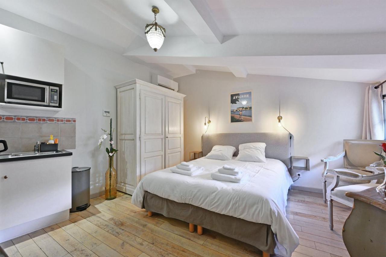Au Coeur Des Papes, Dans Batisse De Charme Studios & Appartements En Coeur De Ville Aviñón Exterior foto