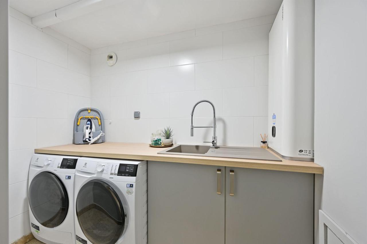 Au Coeur Des Papes, Dans Batisse De Charme Studios & Appartements En Coeur De Ville Aviñón Exterior foto
