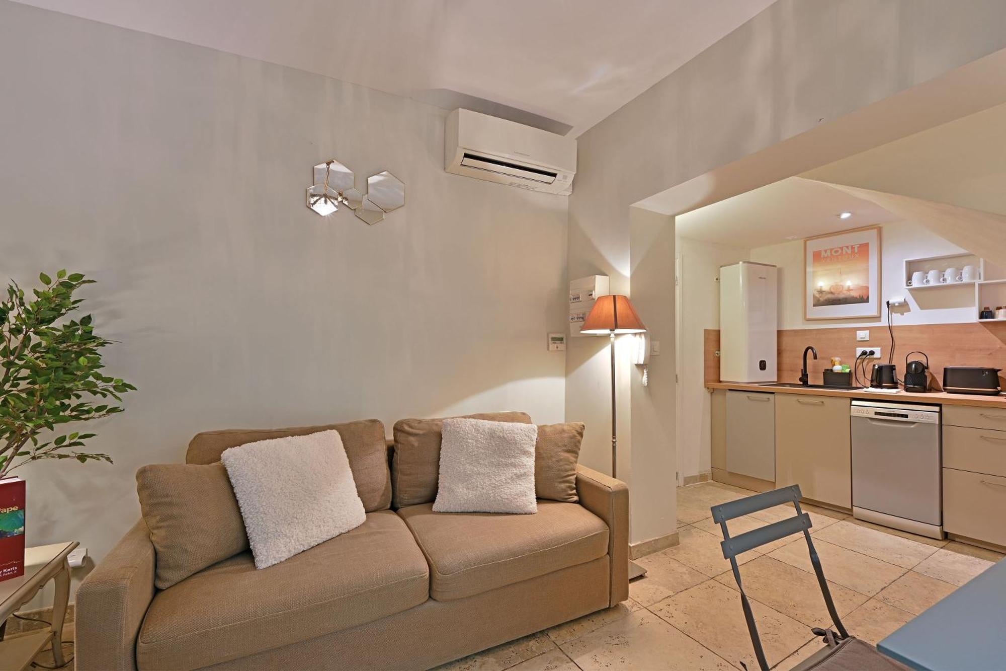 Au Coeur Des Papes, Dans Batisse De Charme Studios & Appartements En Coeur De Ville Aviñón Exterior foto